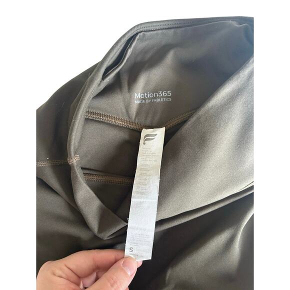 Fabletics Motion365 leggings in dark olive size Small - Picture 3 of 5